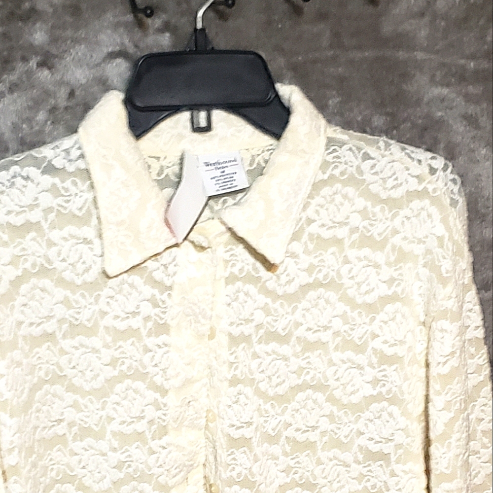 Ladies Floral design ' Lace Blouse 👚